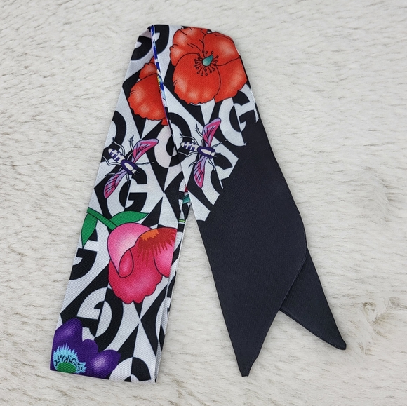 New Monogram Silk Skinny Scarf Twilly - Picture 2 of 6